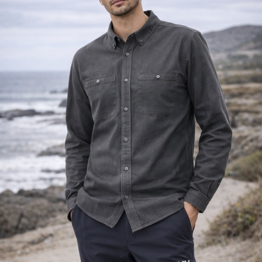 Helly Hansen Men's Casual Button-Down Shirt in Charcoal Gray